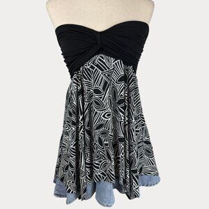 Volume One Juniors Strapless Y2K Top